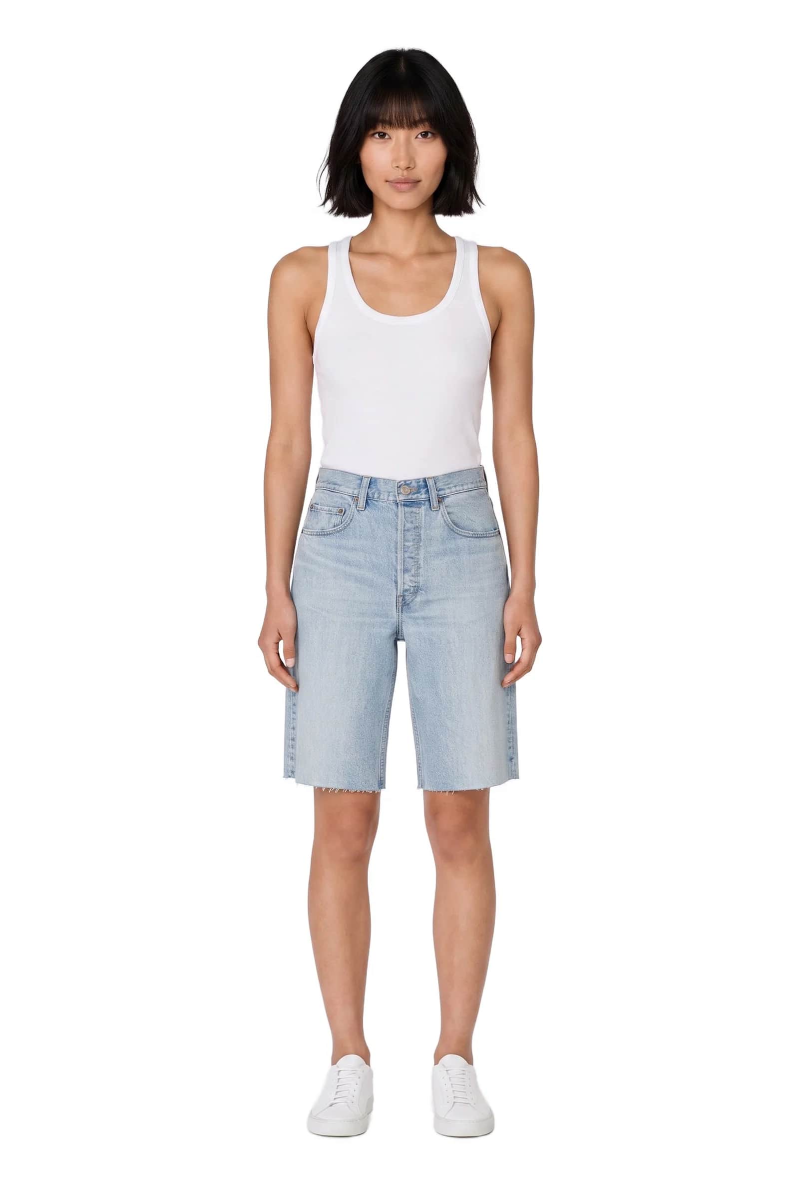 White-leg denim short